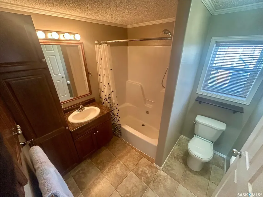 607 Beharrel Street Oxbow SK S0C 2B0