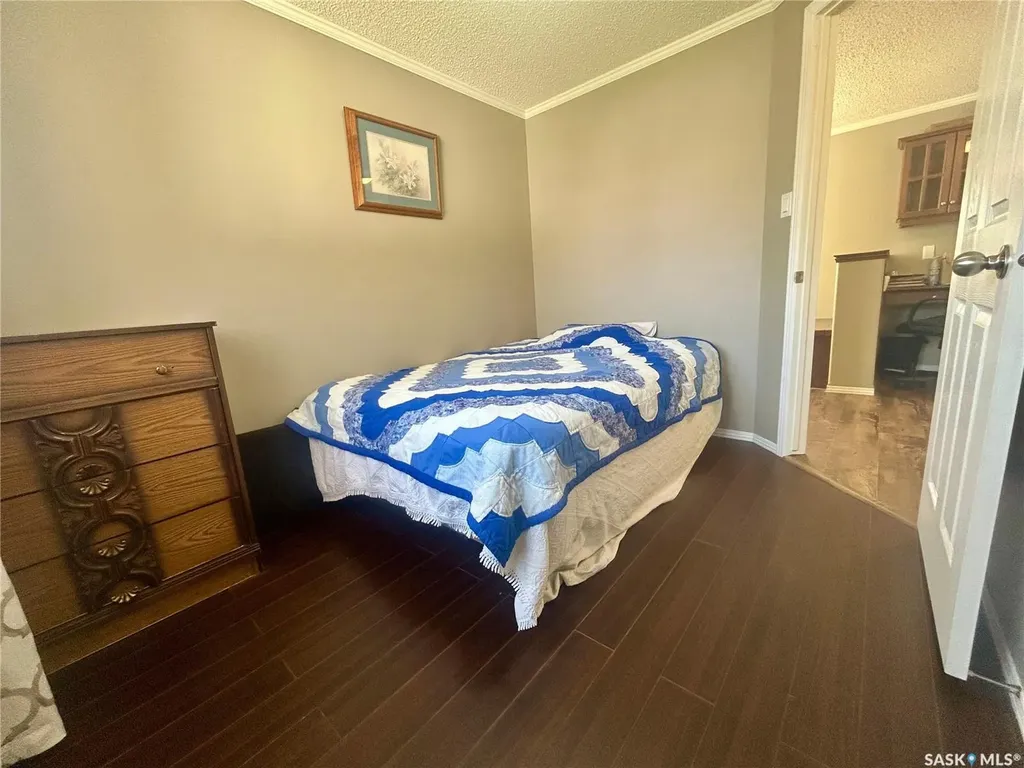 607 Beharrel Street Oxbow SK S0C 2B0