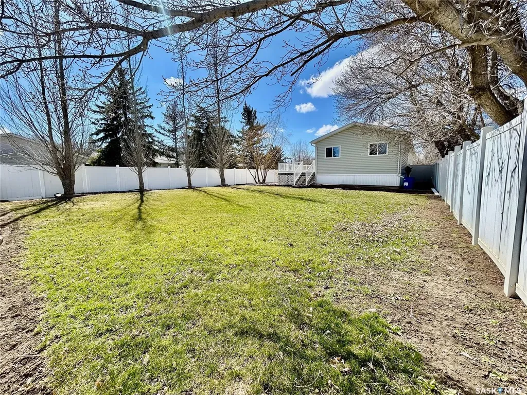 607 Beharrel Street Oxbow SK S0C 2B0