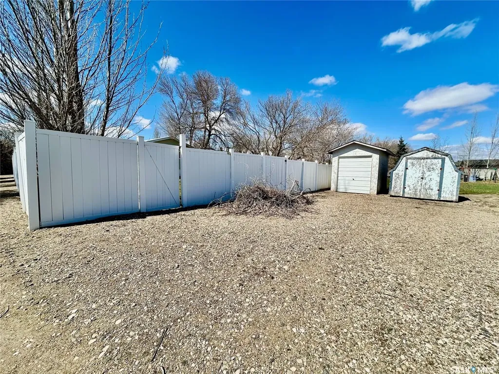 607 Beharrel Street Oxbow SK S0C 2B0
