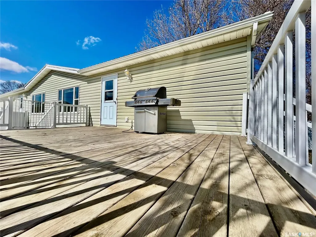 607 Beharrel Street Oxbow SK S0C 2B0