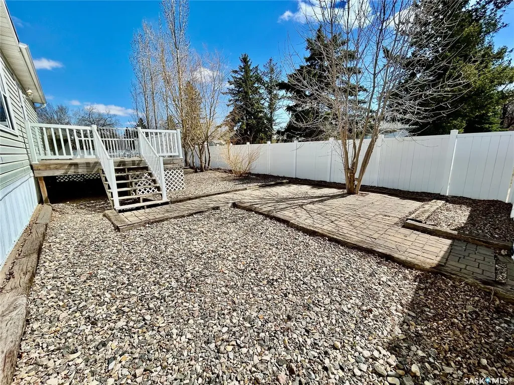 607 Beharrel Street Oxbow SK S0C 2B0