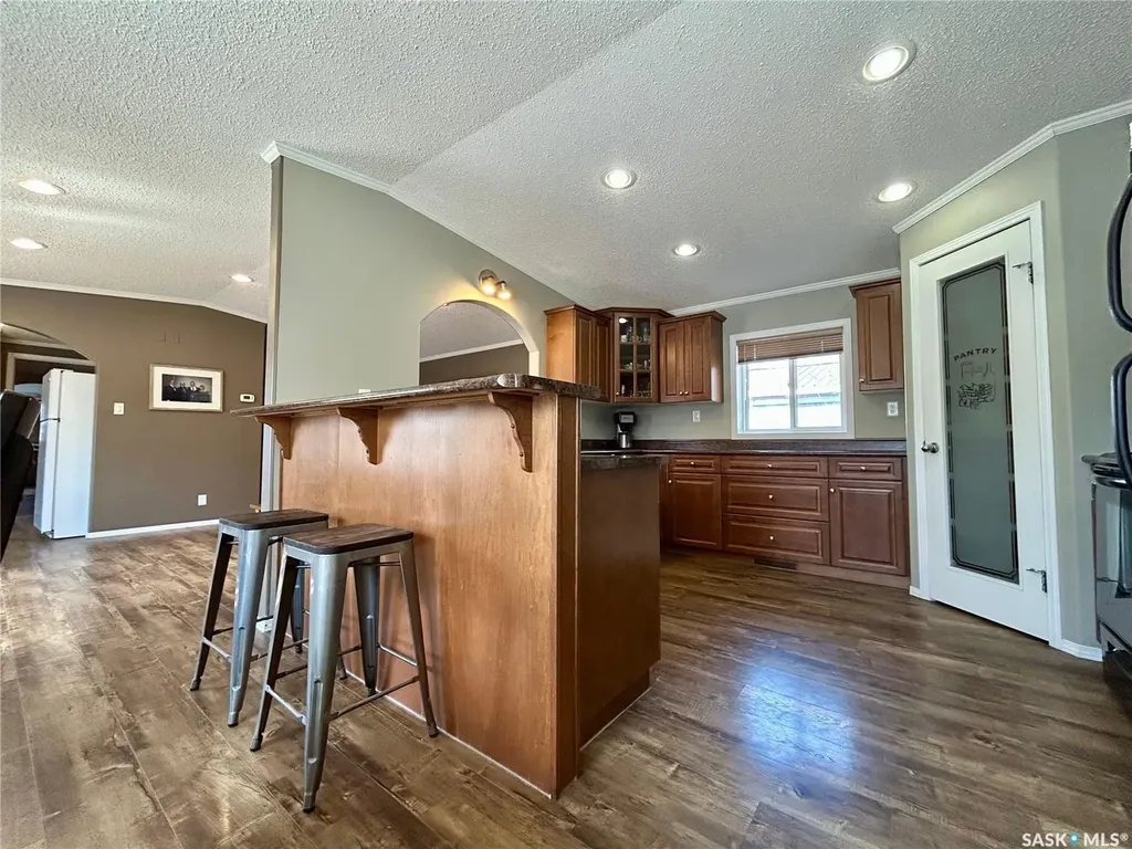 607 Beharrel Street Oxbow SK S0C 2B0