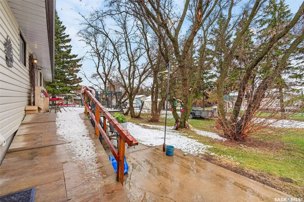 306 4th Street S Naicam SK S0K 2Z0
