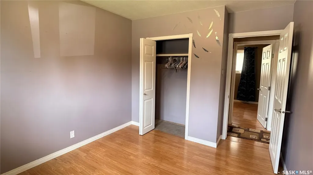 1276 King Street Estevan SK S4A 1L5