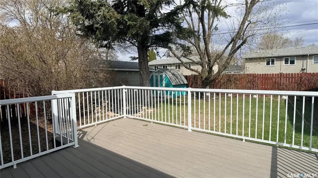 1276 King Street Estevan SK S4A 1L5