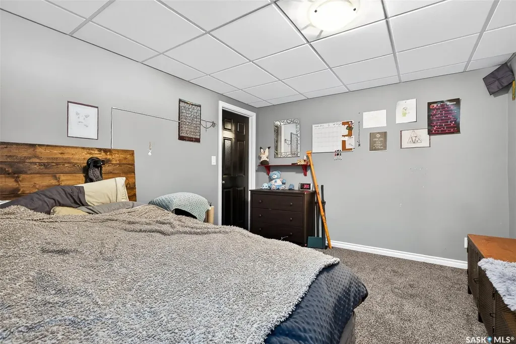 57 Daisy Crescent Moose Jaw SK S6J 1C2