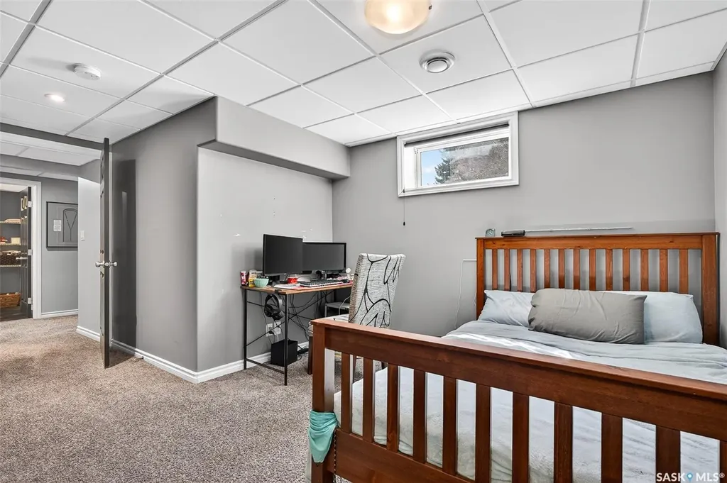 57 Daisy Crescent Moose Jaw SK S6J 1C2