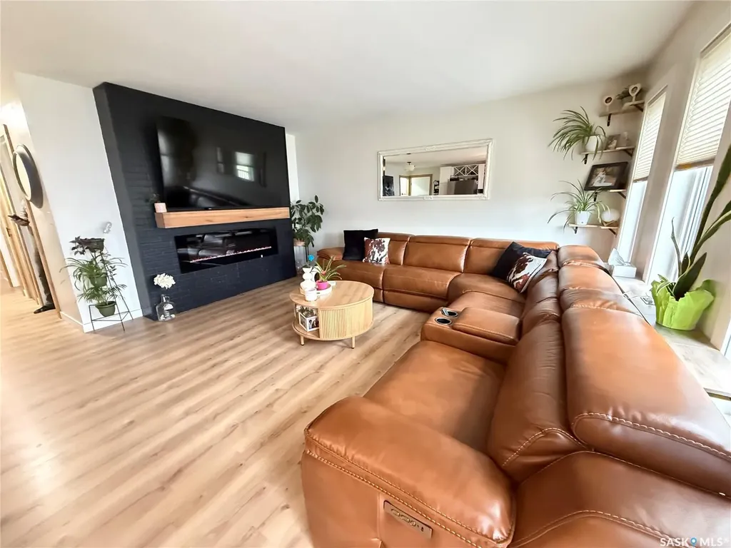 409 Brooks Road Estevan SK S4A 2P2
