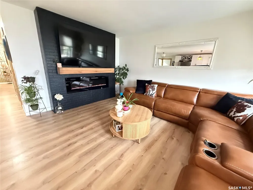 409 Brooks Road Estevan SK S4A 2P2