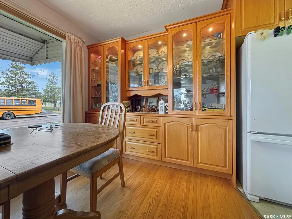 102 105th Street W Saskatoon SK S7N 1N1