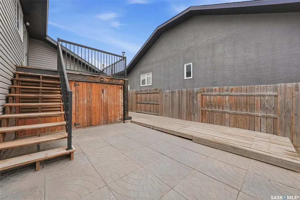 517 Redwood Crescent Warman SK S0K 4S2