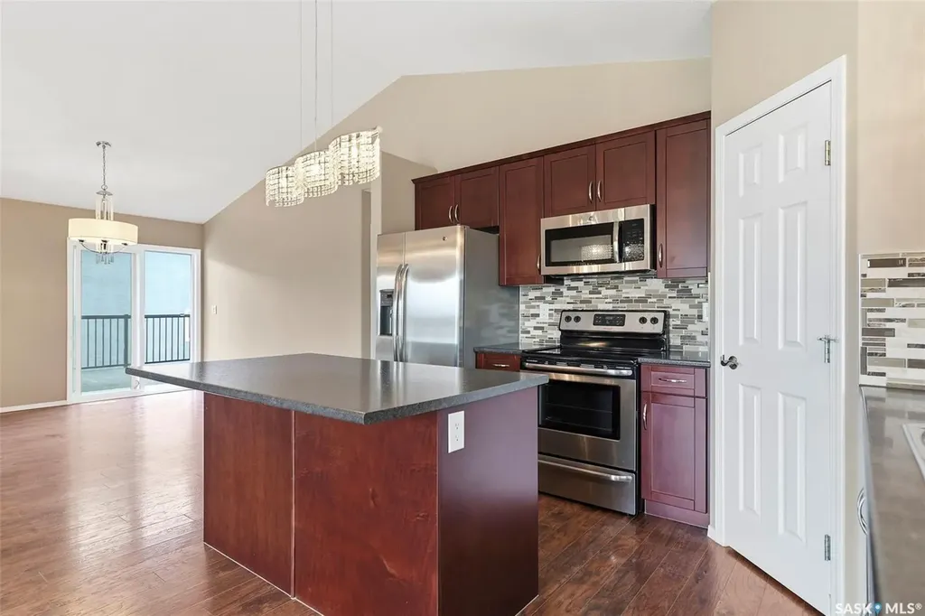 517 Redwood Crescent Warman SK S0K 4S2