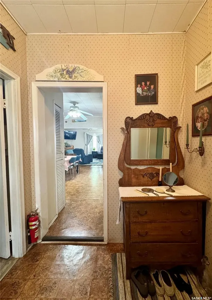214 2nd Street N Waldheim SK S0K 4R0