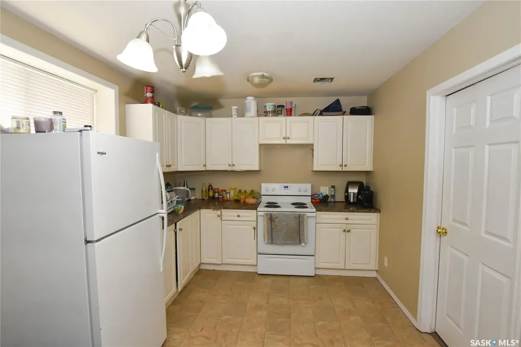 106 Geary Crescent Saskatoon SK S7R 0B8
