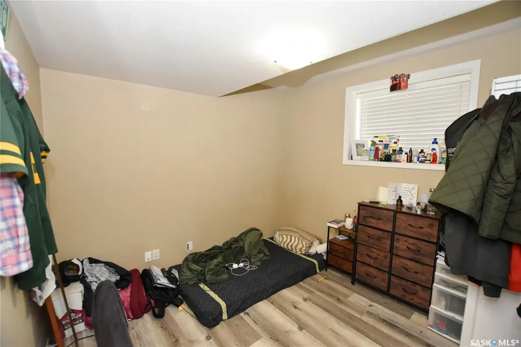 106 Geary Crescent Saskatoon SK S7R 0B8