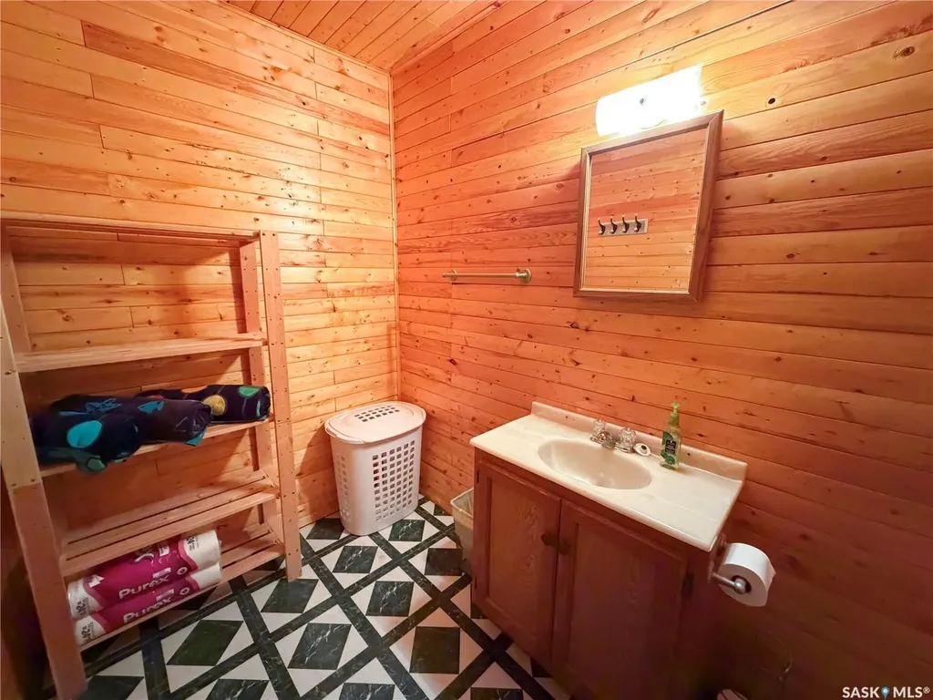 1 Hanson Place Candle Lake SK S0J 3E0