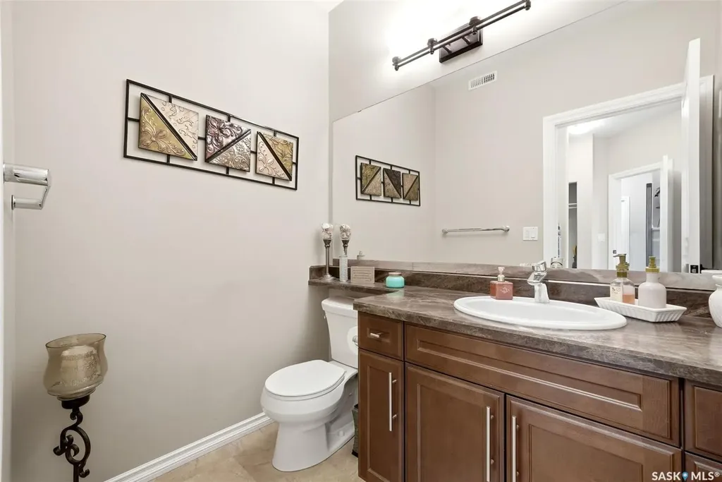 6902 Maple Vista Drive Regina SK S4X 0J8