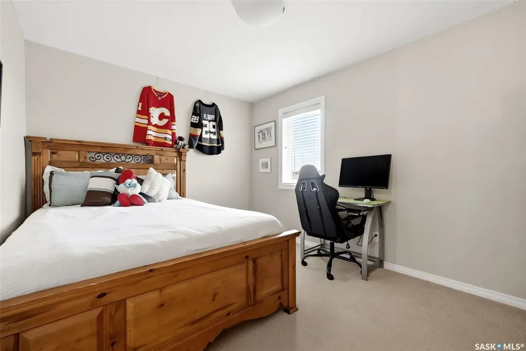 6902 Maple Vista Drive Regina SK S4X 0J8