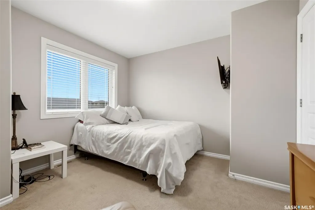 6902 Maple Vista Drive Regina SK S4X 0J8