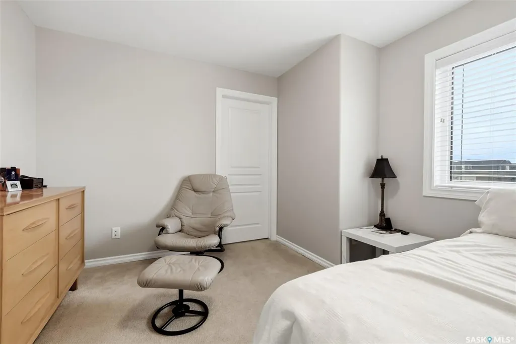 6902 Maple Vista Drive Regina SK S4X 0J8