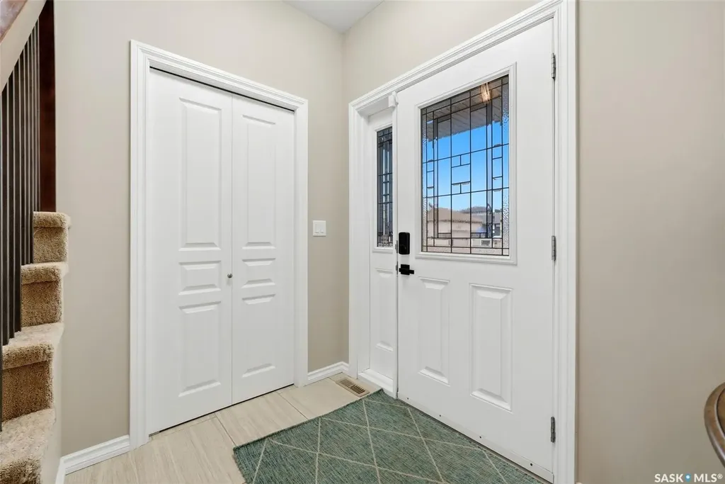 6902 Maple Vista Drive Regina SK S4X 0J8