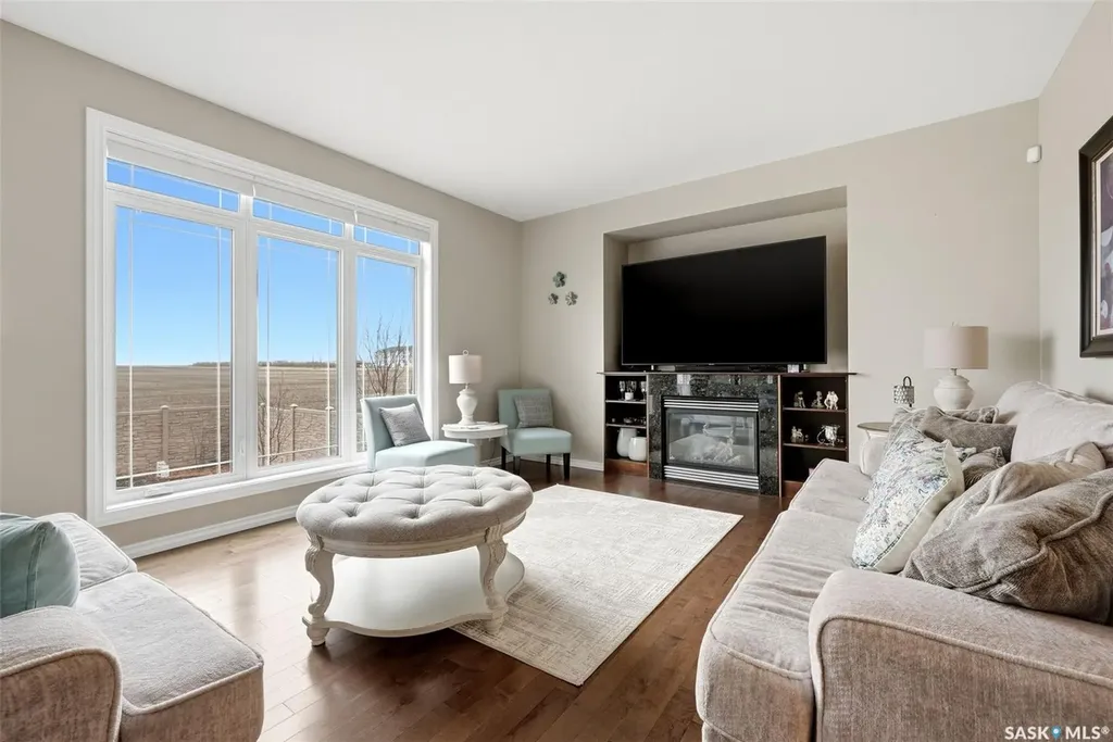 6902 Maple Vista Drive Regina SK S4X 0J8