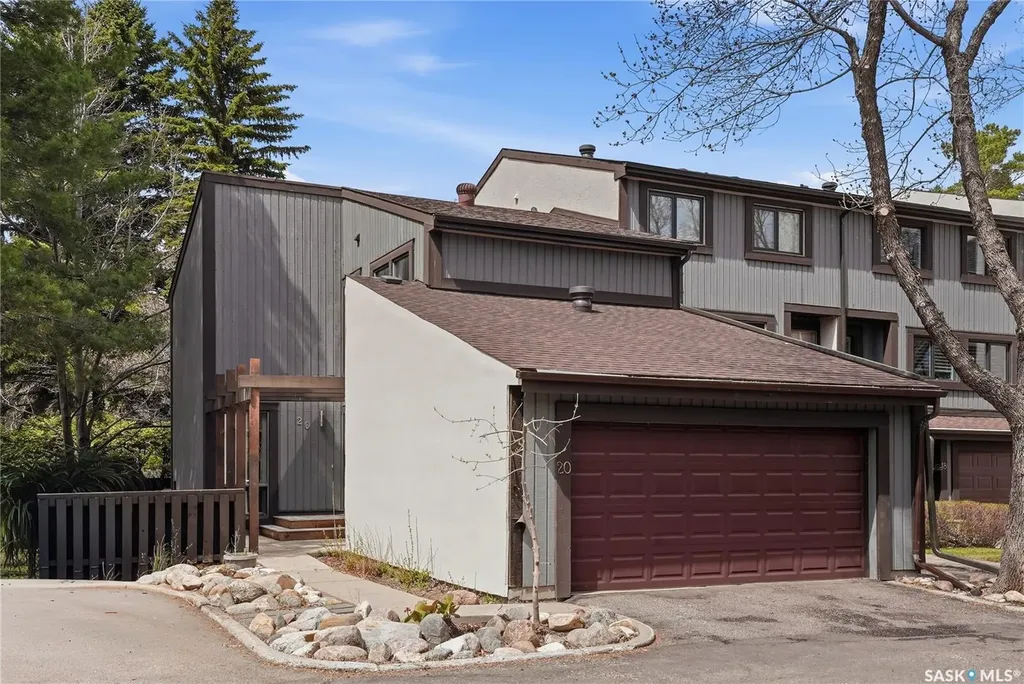 455 Pinehouse Drive Saskatoon SK S7K 5X1