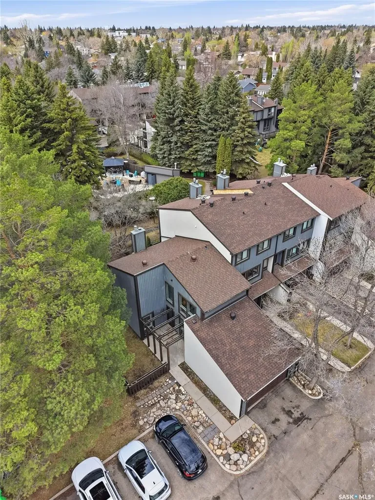 455 Pinehouse Drive Saskatoon SK S7K 5X1