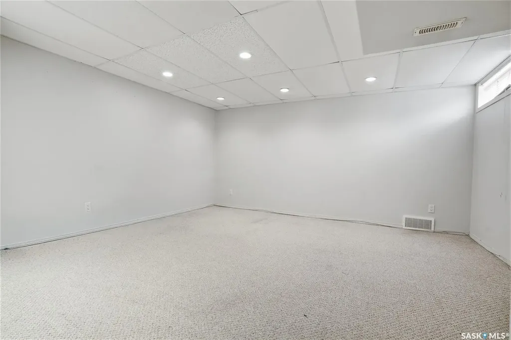 455 Pinehouse Drive Saskatoon SK S7K 5X1