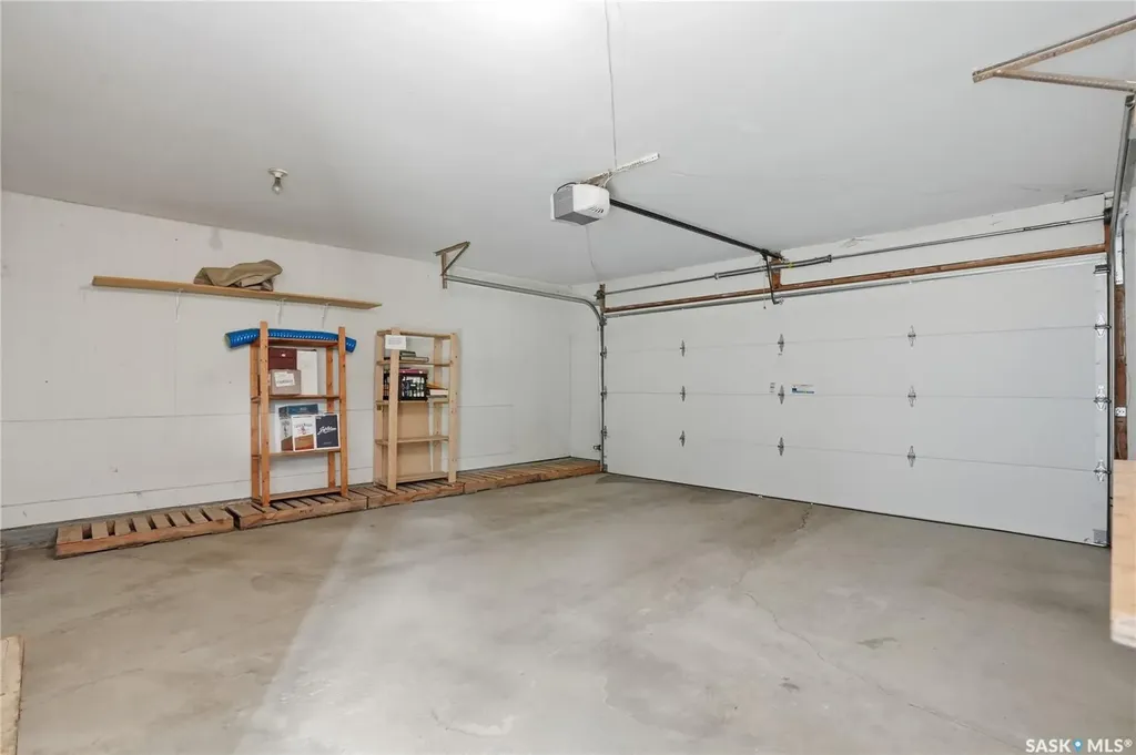 455 Pinehouse Drive Saskatoon SK S7K 5X1