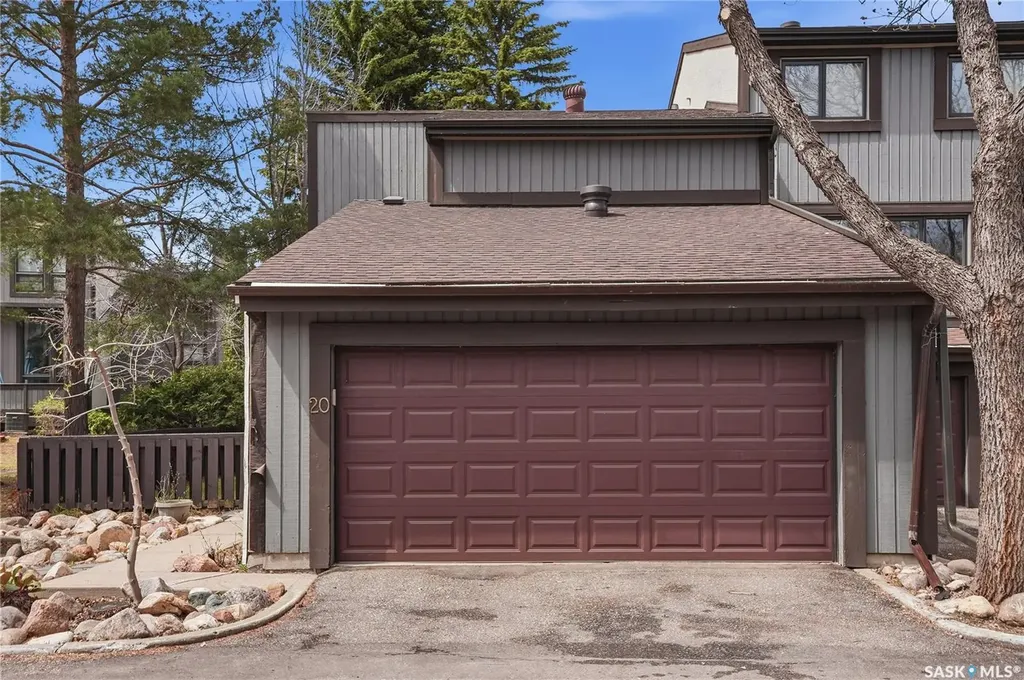 455 Pinehouse Drive Saskatoon SK S7K 5X1