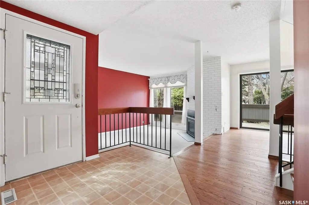 455 Pinehouse Drive Saskatoon SK S7K 5X1