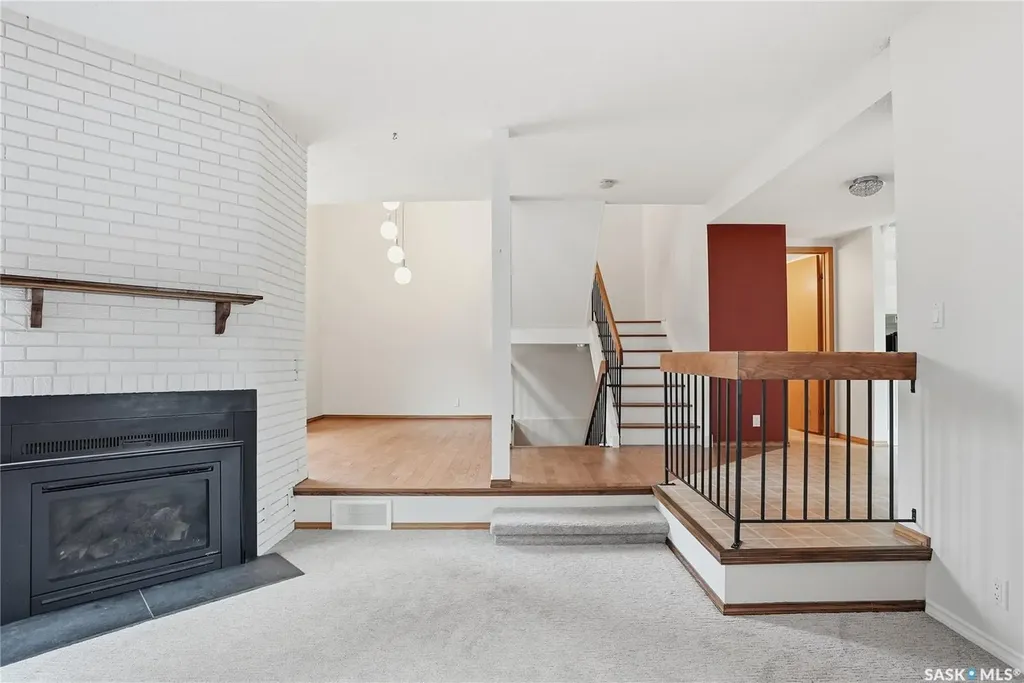 455 Pinehouse Drive Saskatoon SK S7K 5X1