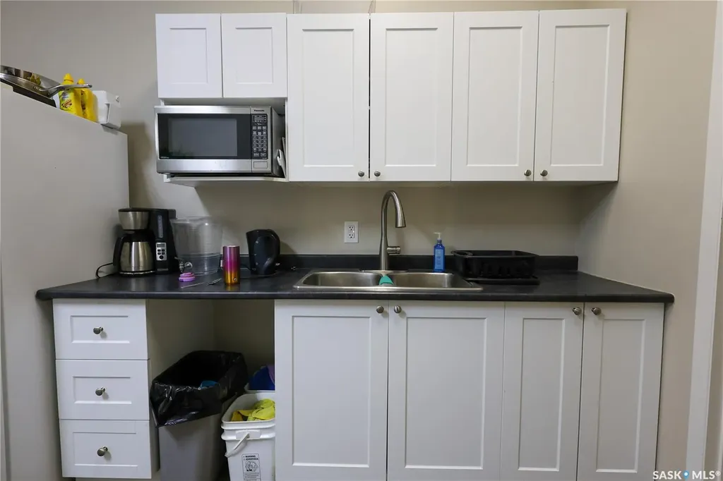 888 Central Avenue Prince Albert SK S6V 4V1