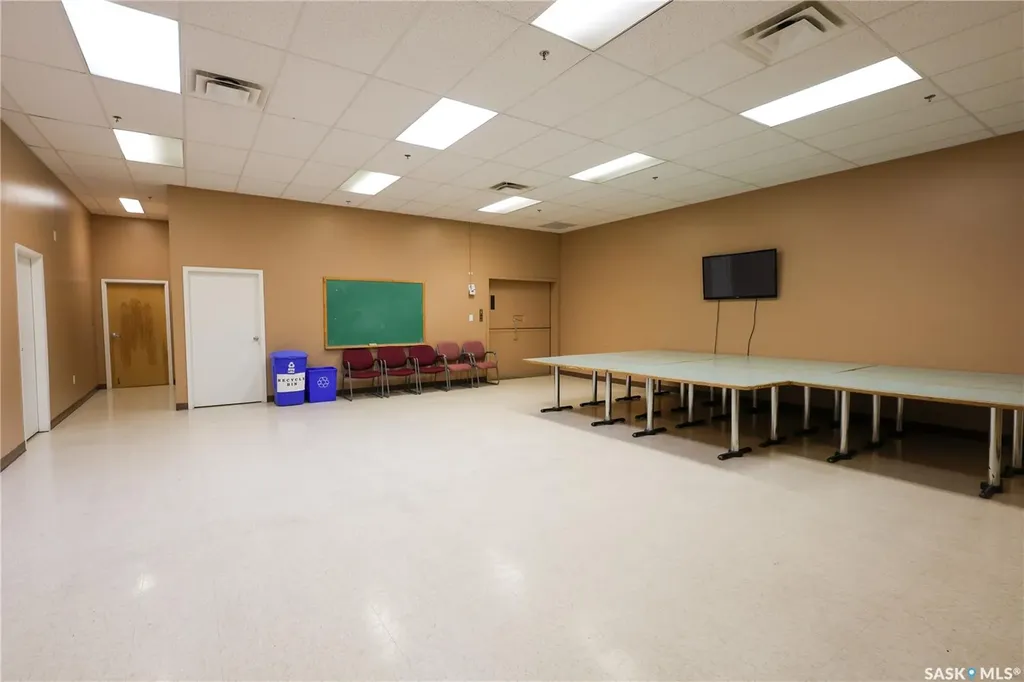 888 Central Avenue Prince Albert SK S6V 4V1
