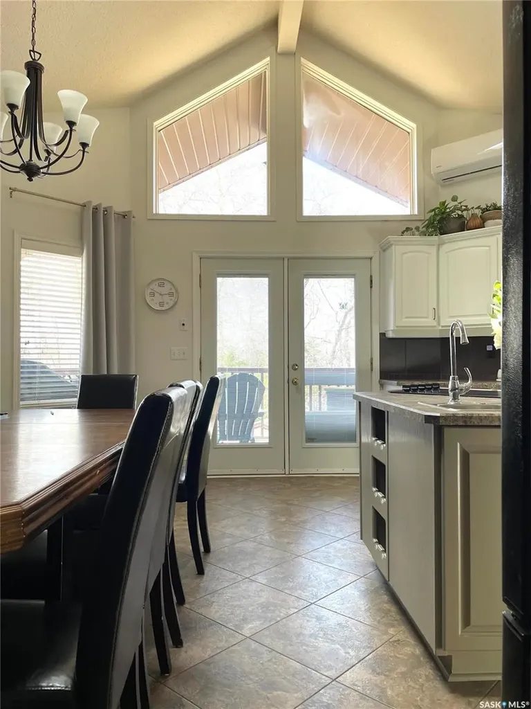 408 Macdonald Street Nipawin SK S0E 1E0