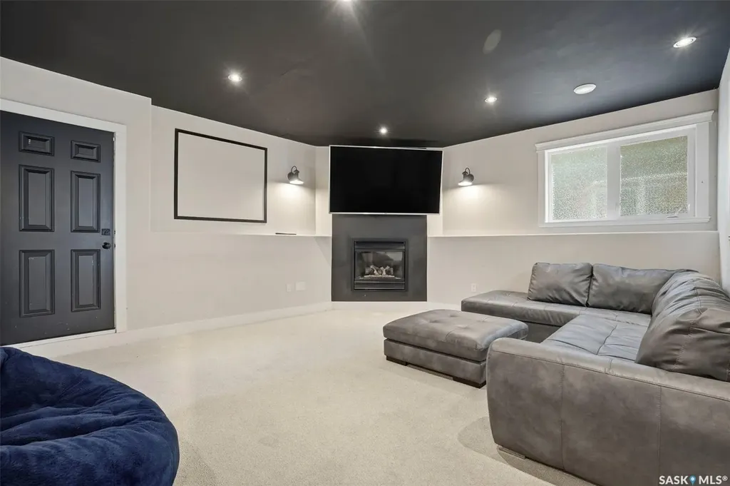 710 Crystal Springs Drive Warman SK S0K 4S2