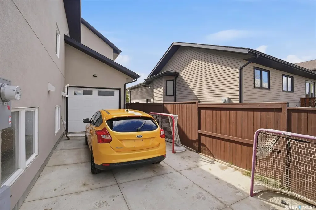 710 Crystal Springs Drive Warman SK S0K 4S2