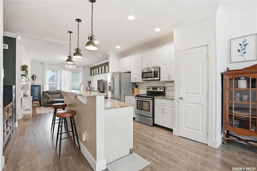 431 Eaton Lane Saskatoon SK S7V 0H5