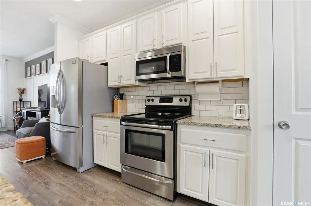 431 Eaton Lane Saskatoon SK S7V 0H5