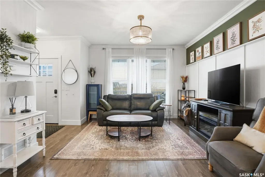 431 Eaton Lane Saskatoon SK S7V 0H5