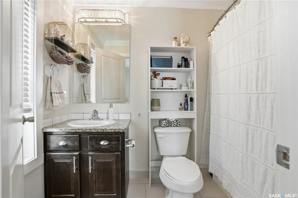 431 Eaton Lane Saskatoon SK S7V 0H5