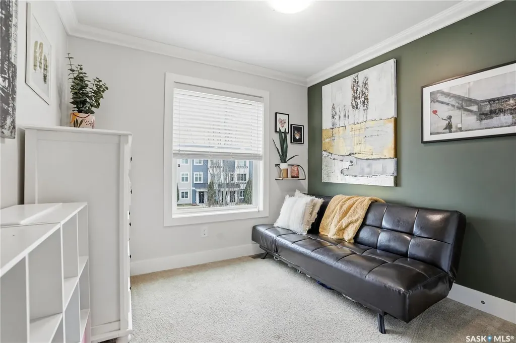 431 Eaton Lane Saskatoon SK S7V 0H5