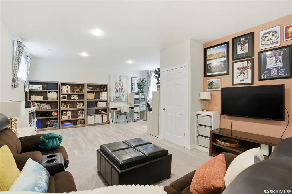 431 Eaton Lane Saskatoon SK S7V 0H5
