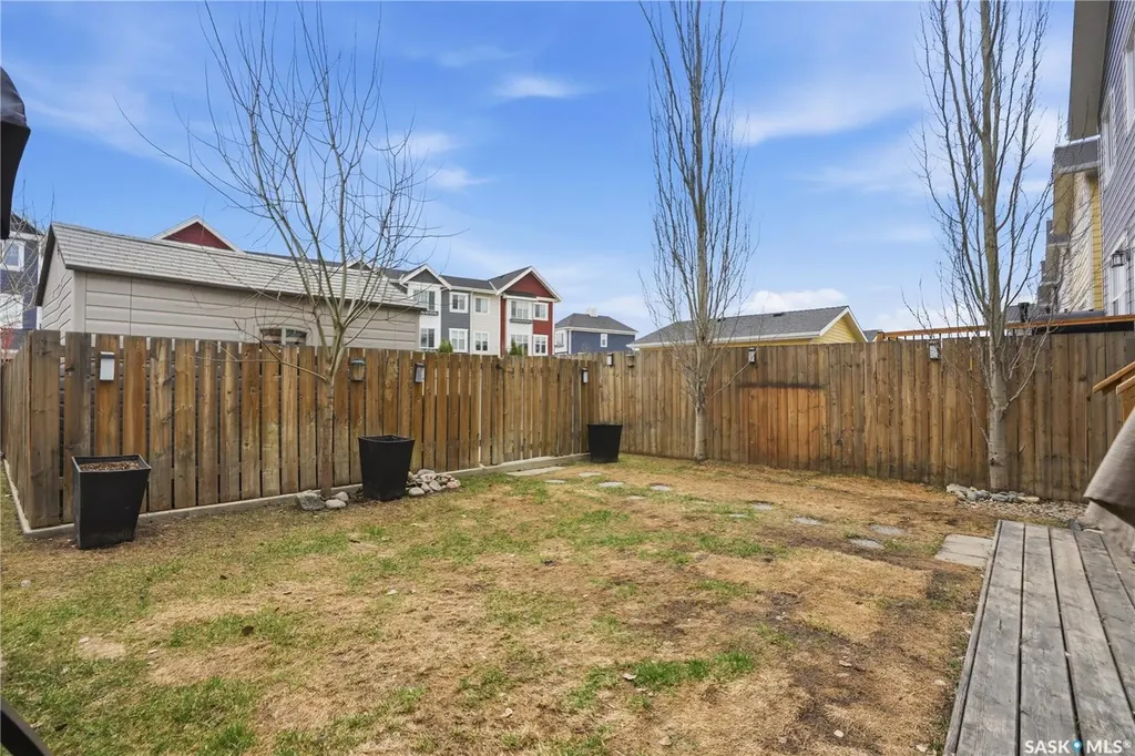431 Eaton Lane Saskatoon SK S7V 0H5