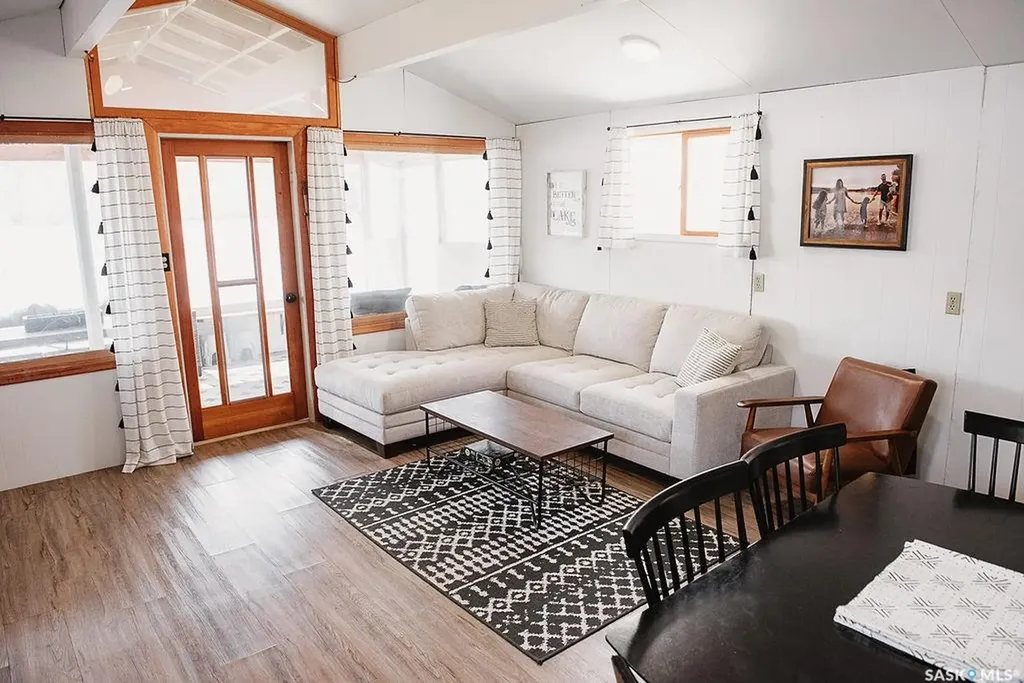 20 Lakeside W Pleasantdale Rm No. 398 SK S0E 1T0