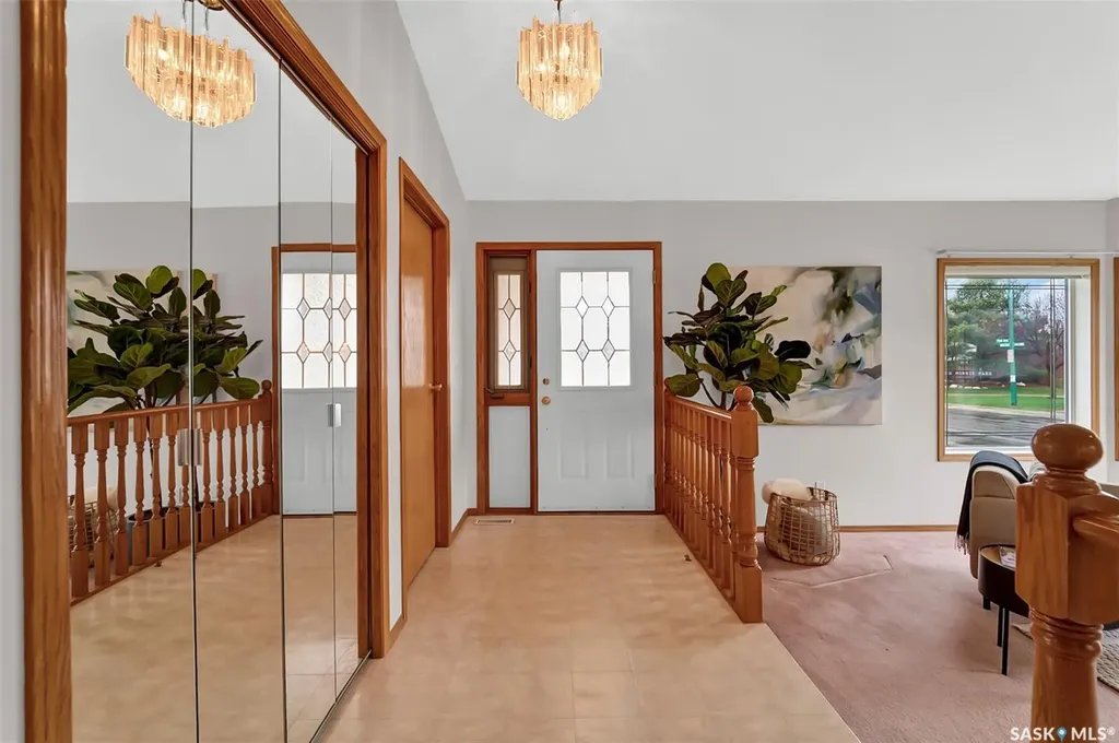 735 Fairbrother Avenue Saskatoon SK S7S 1H8