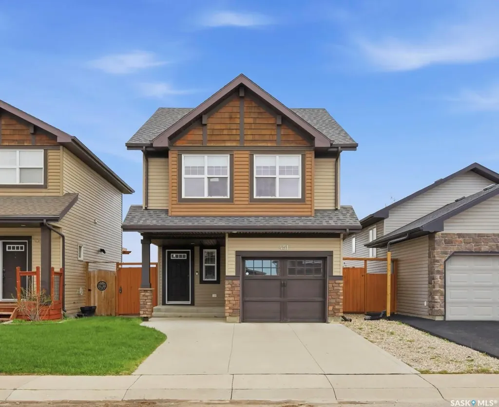 451 Henick Crescent Saskatoon SK S7R 0J4