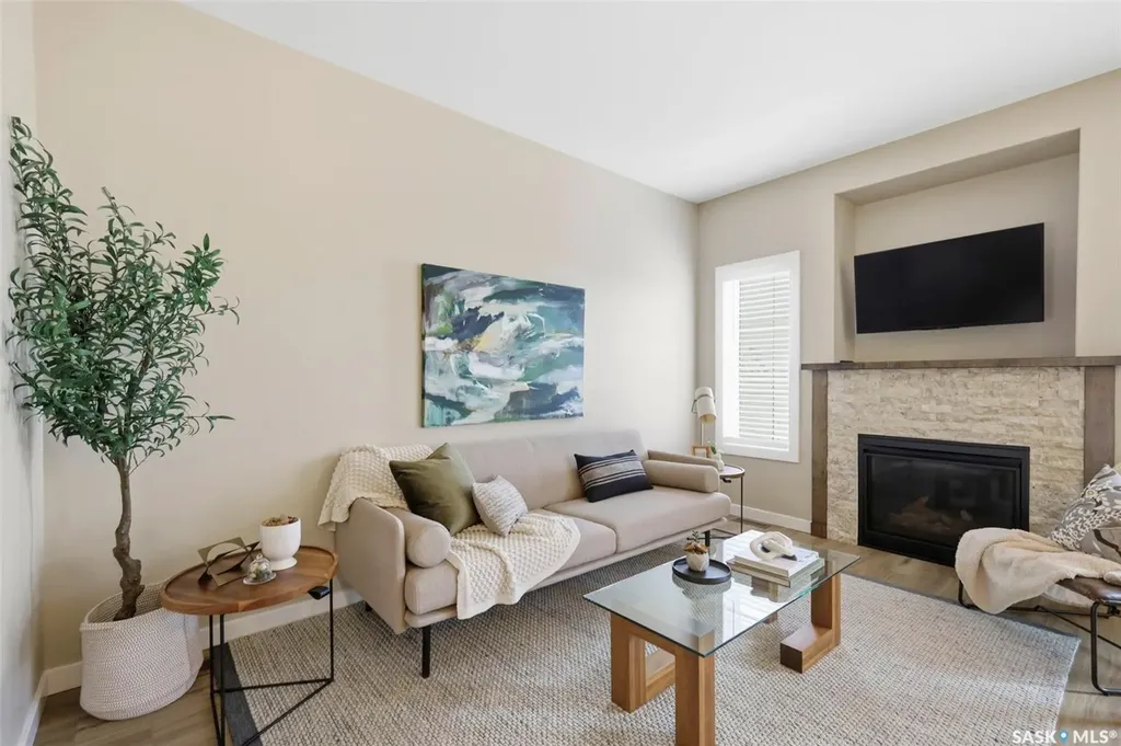 451 Henick Crescent Saskatoon SK S7R 0J4